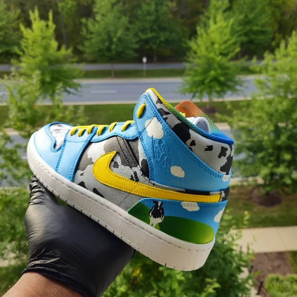 Custom Jordan's 1s - Picture 9 of 10